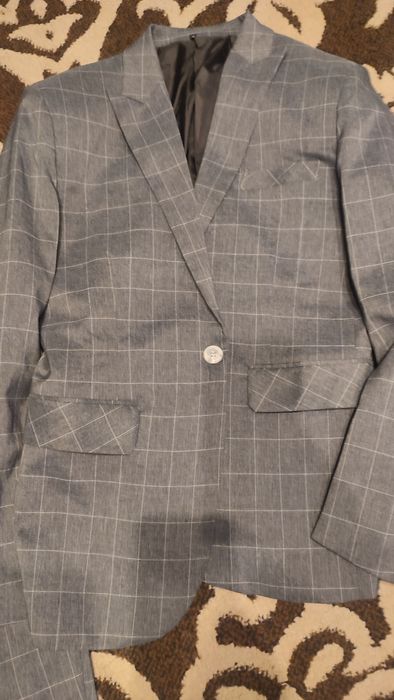 Костюм мужской стильный