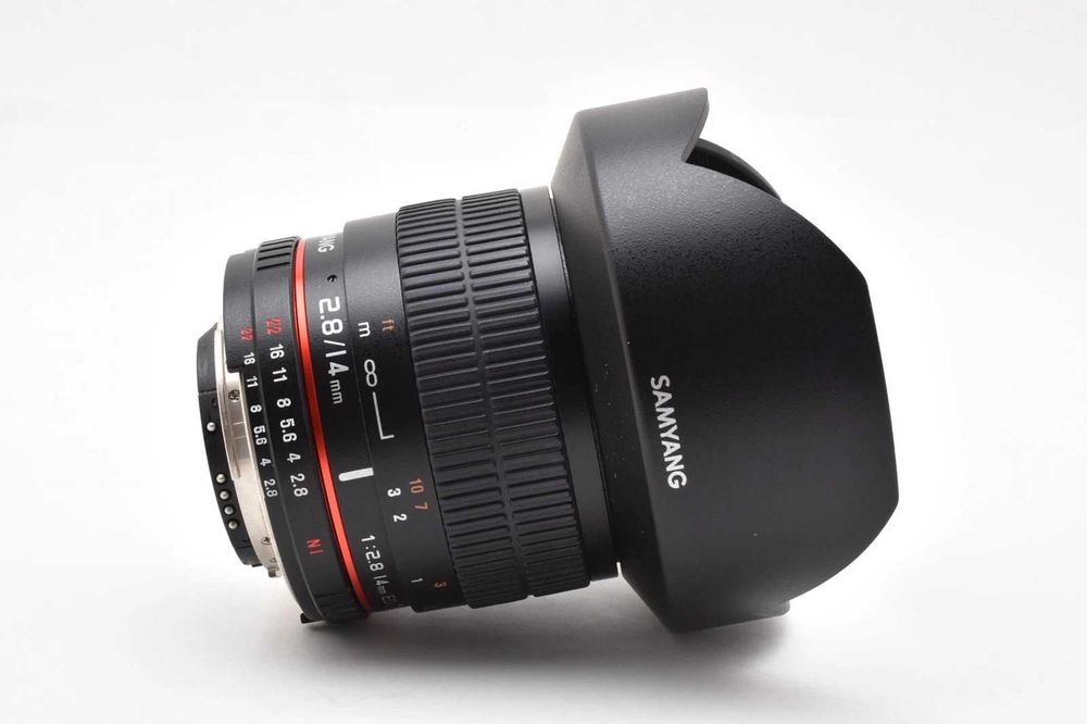 Samyang/Rokinon 14mm F2.8 Nikon F