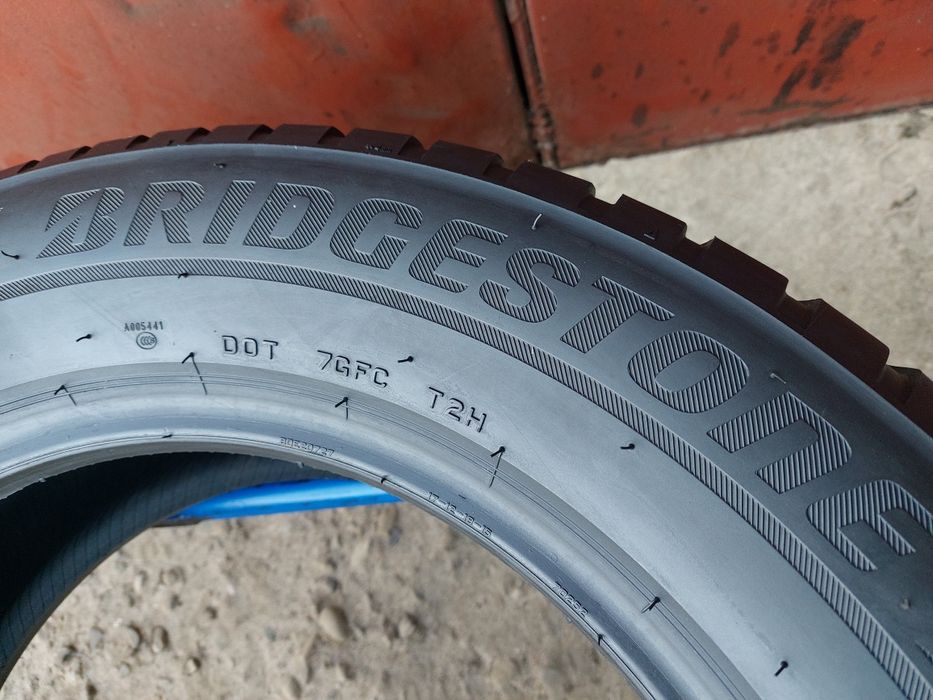 225/60/17 R17 Bridgestone Blizzak LM005 4шт ціна за 1шт зима шини
