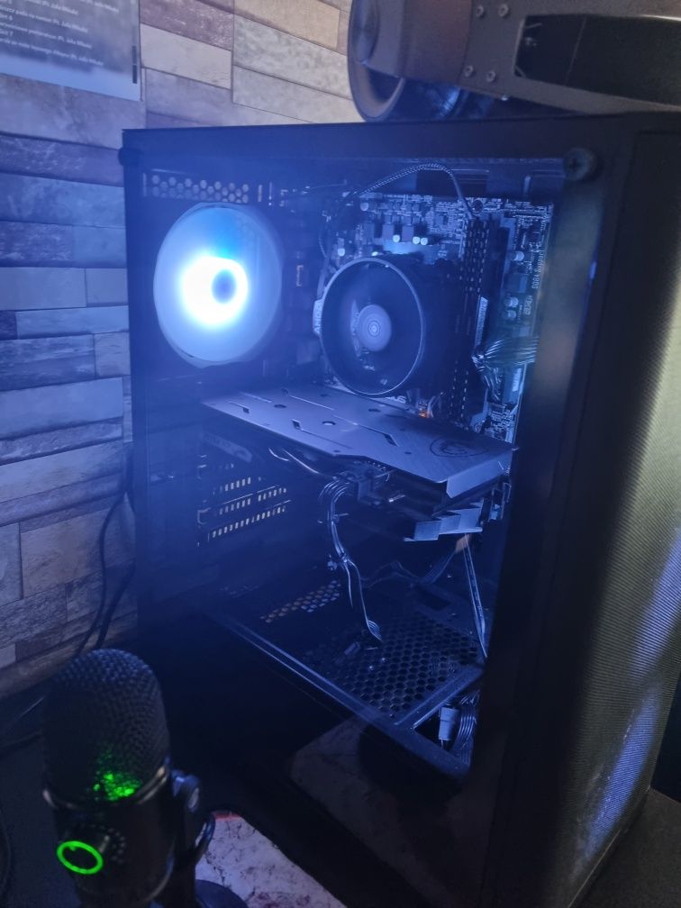 Komputer do gier (ryzen 5 5600x] + cały zestaw