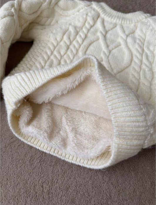 Светр взяаний 12-18 міс молочний на хутрі