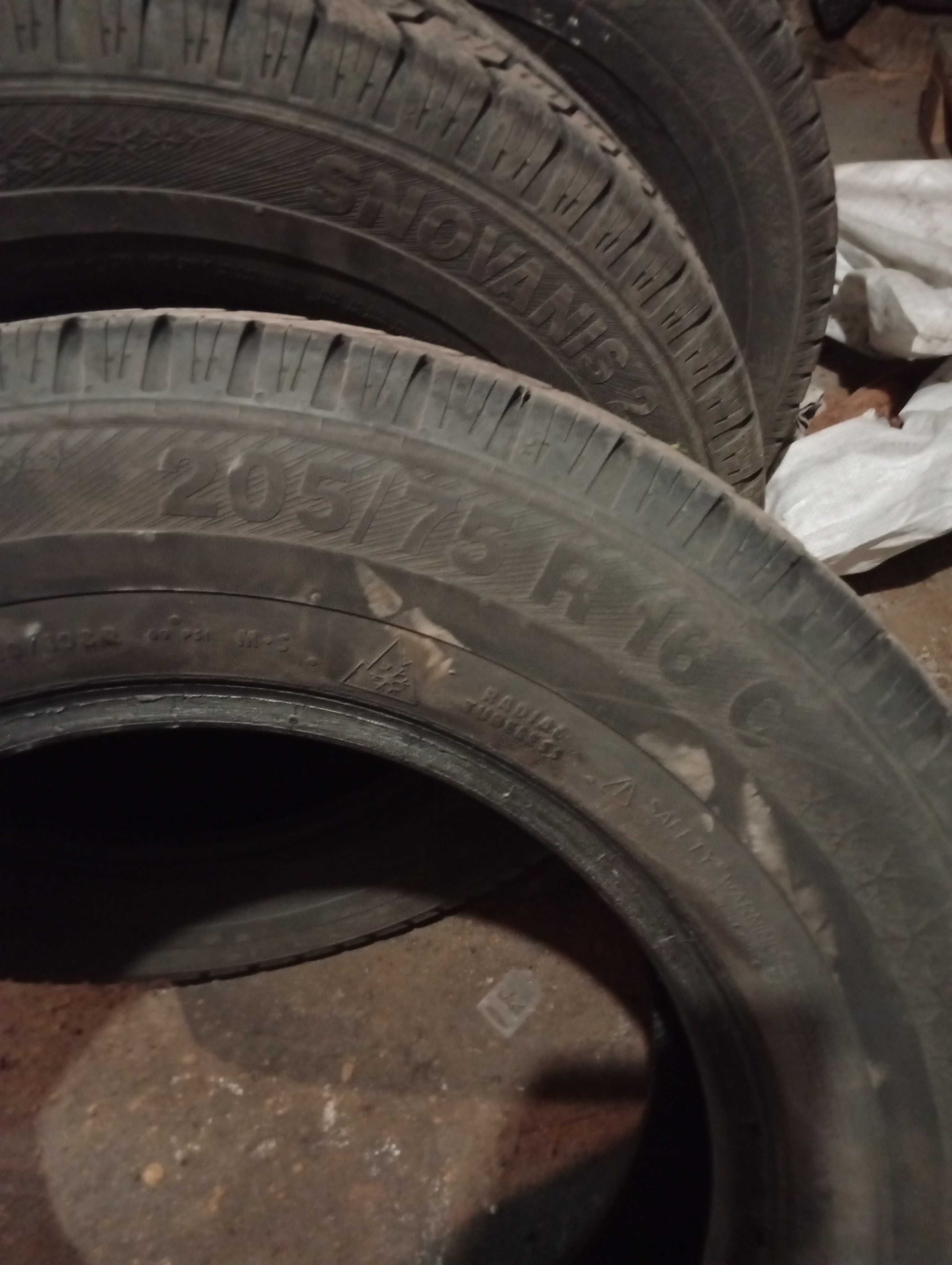 OPONY 205/75 R 16 C