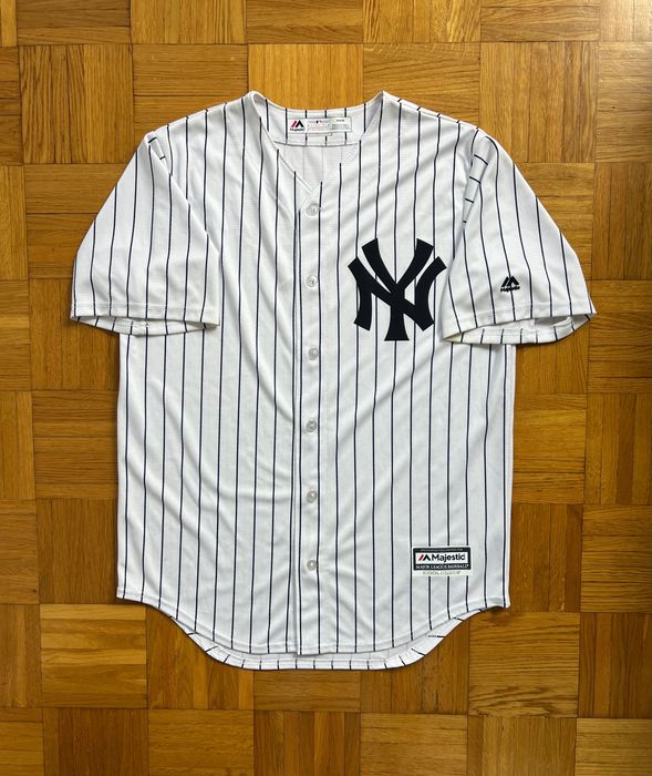 Genuine Merchandise Majestic MLB New York Yankees Jersey Shirt White