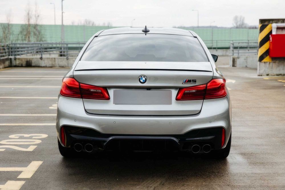 BMW M5 Competition      2019