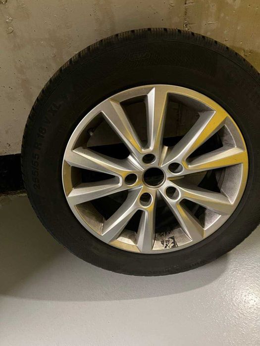 Диски з зимовою резиною оригінальні Volkswagen Touareg R18 Karakum