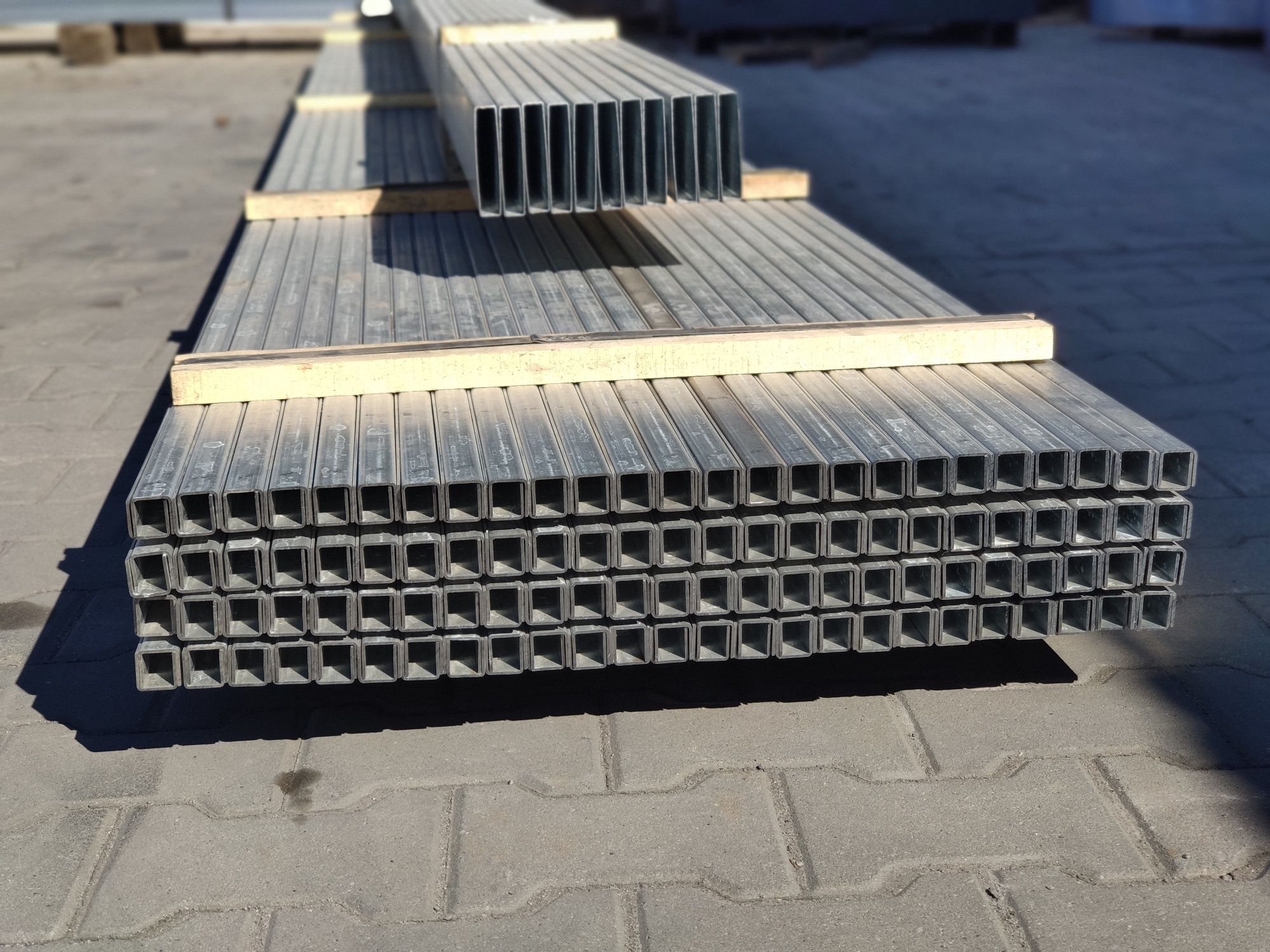 -Multi-Stal -Ceownik ocynkowany /  25x25  /20x25 / 40x25 /