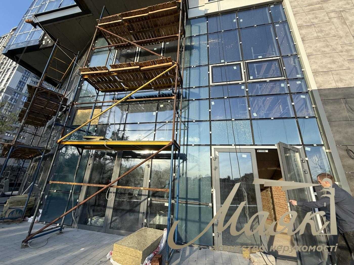 Продаж комерційного фасадного приміщення  ЖК Новопечерські Липки