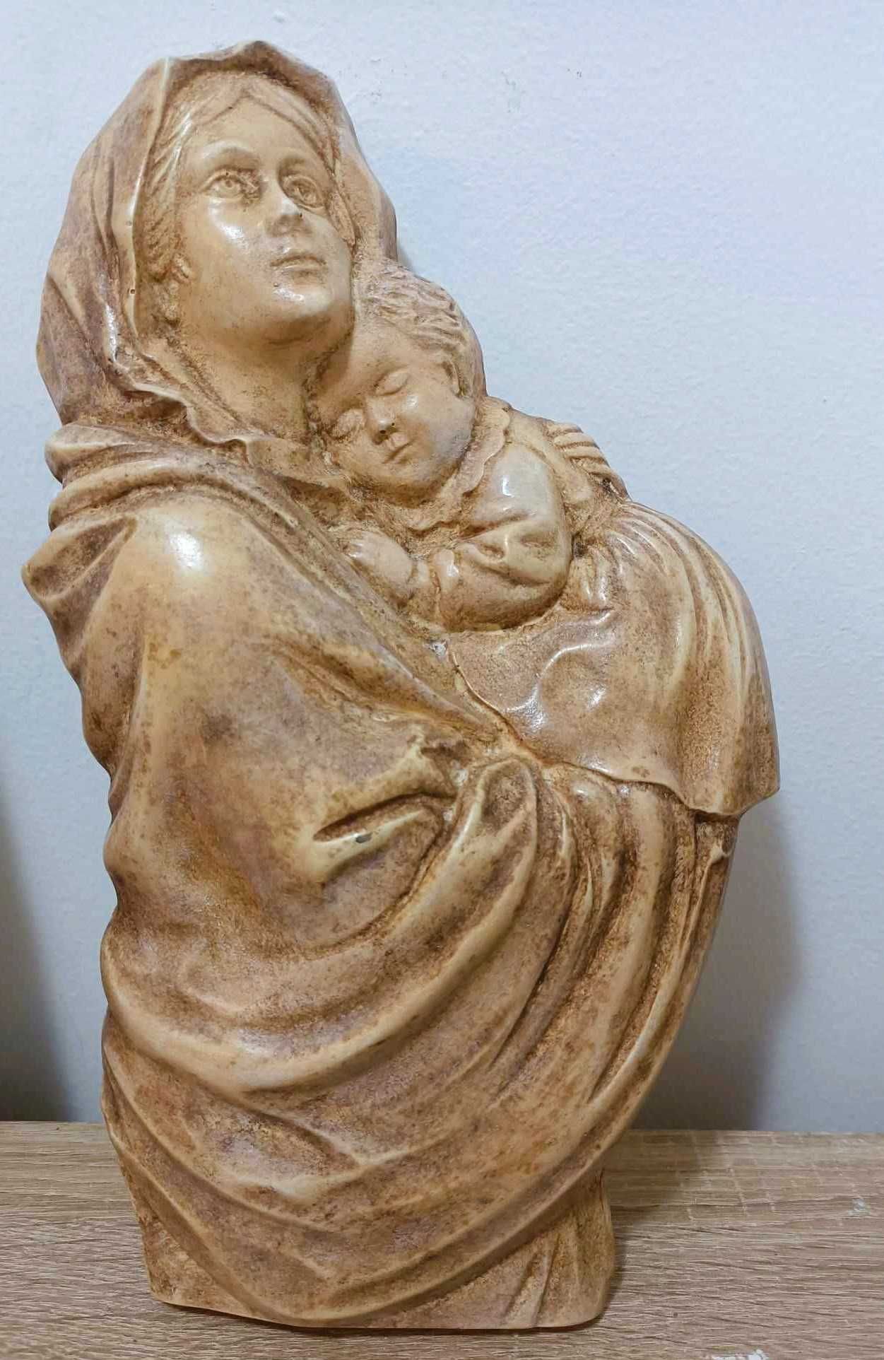 Płaskorzeźba Madonna z dzieciątkiem