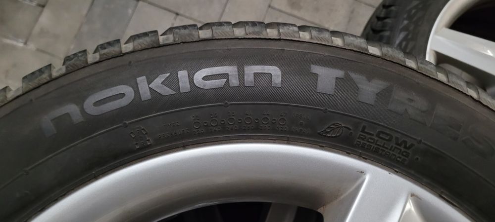 Koła zimowe 16 cali Seat 205/55 R16 opony zimowe Nokian roczne