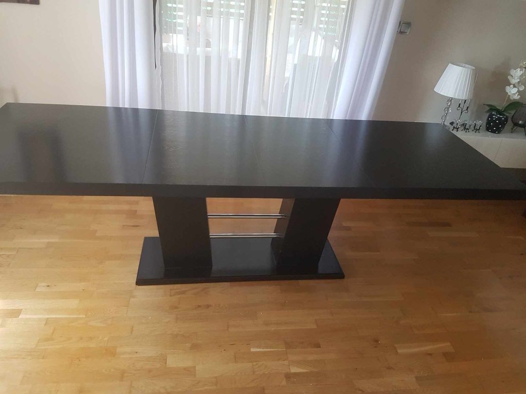 Stół (okleina dębowa)