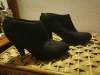 Botins pretos n 37