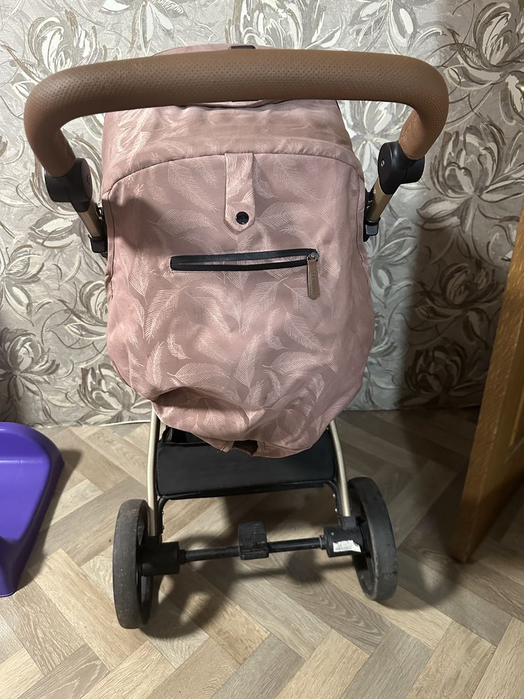 Продам детскую коляску