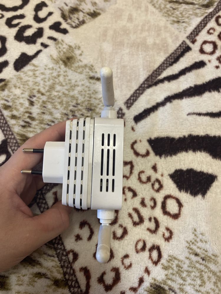 Підсилювач Wi-Fi Netgear