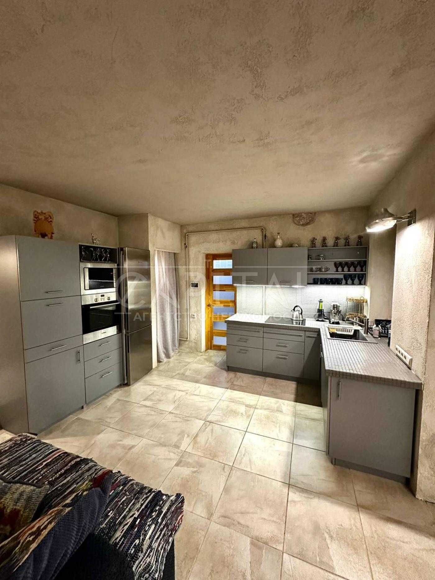 Оренда / Будинок/150 м2/Київ/Оболонський район/вул. Богатирська, 30а