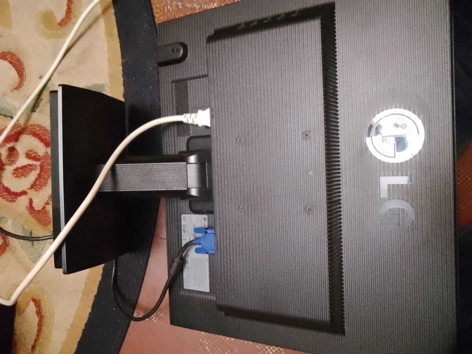 Продаются монитор для компьютера Асус