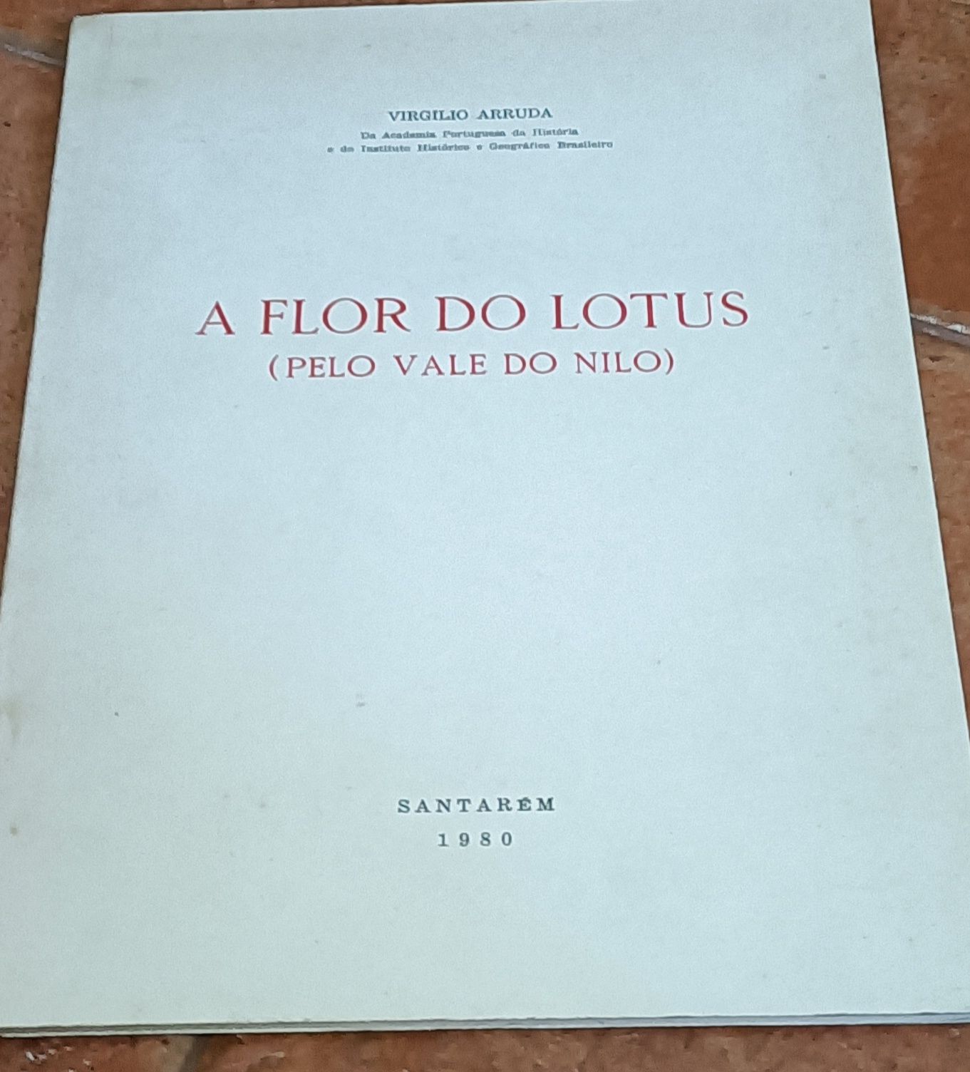 Livro Flor de lótus