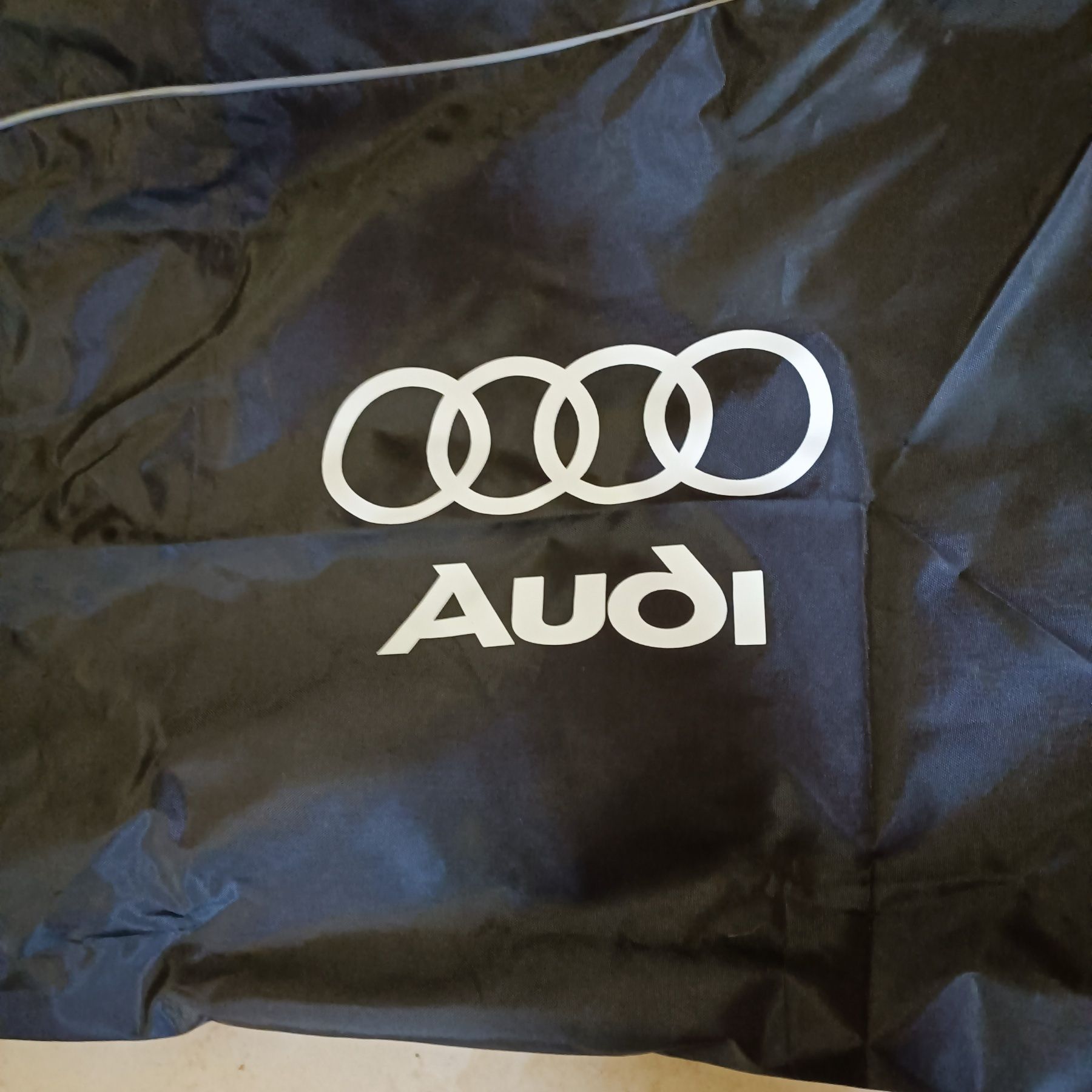 Чехол для Лиж Audi