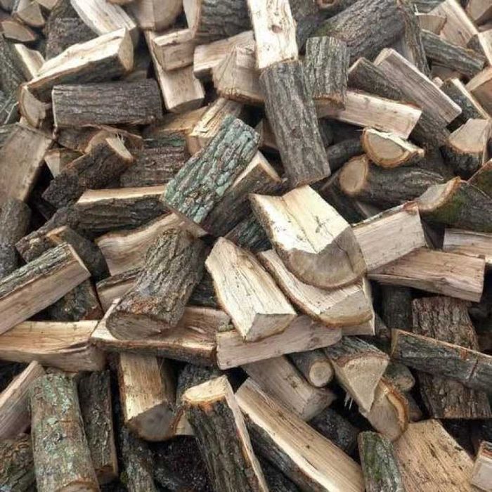 Продам  дрова  твердих   порід   ДУБ   ( рубані,  цурки,  метровки  )