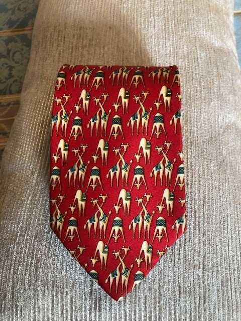 Gravata 100% seda natural da luxuosa marca Salvatore Ferragamo.