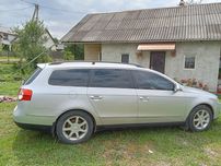 Авто в чудовому стані 2006р.універсал.2.0.бензин.розхід до 8л.можливий