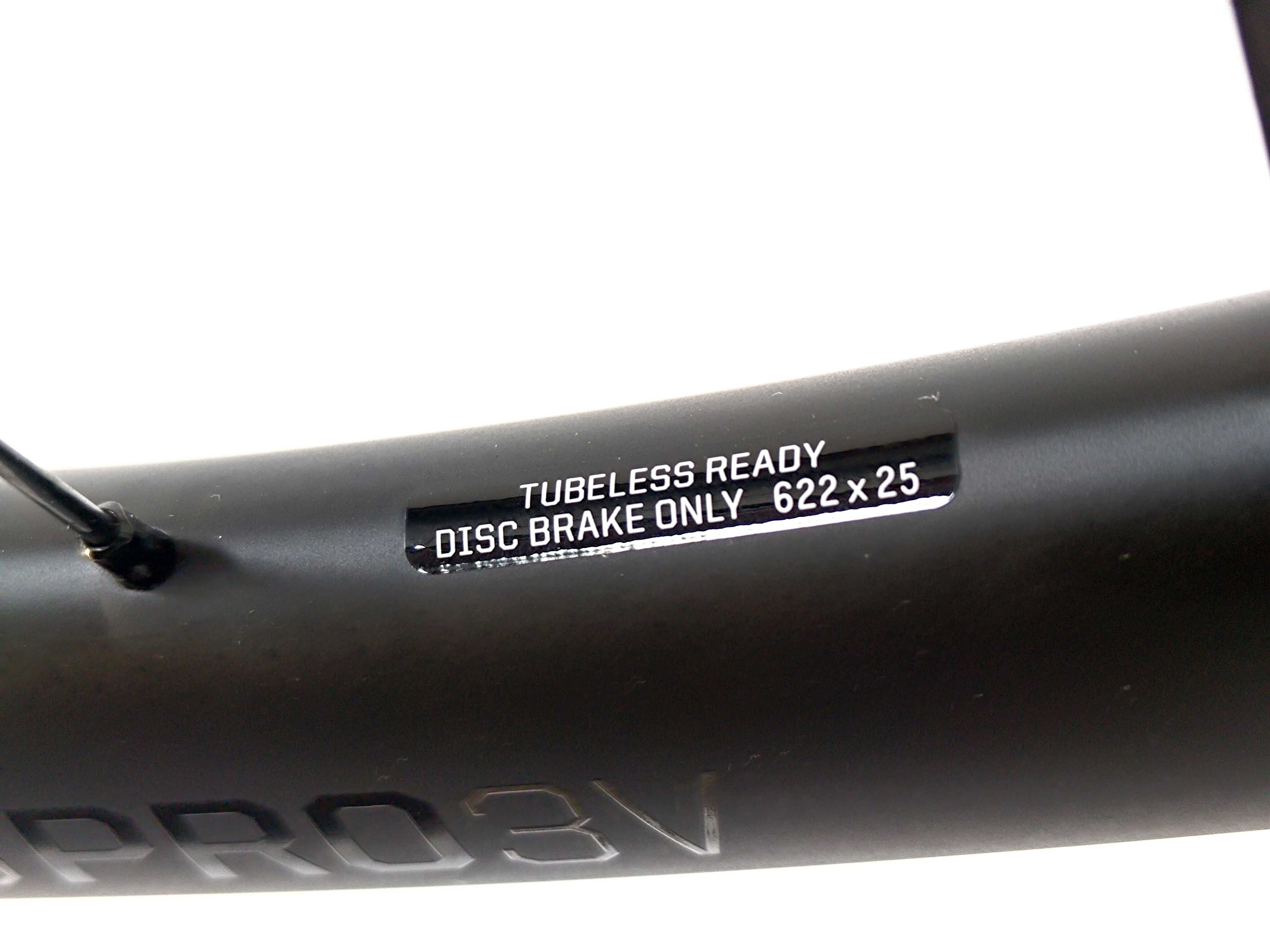 Koło szosowe Bontrager Aeolus Pro 3V 622x25, carbon, boost! nowe (750)