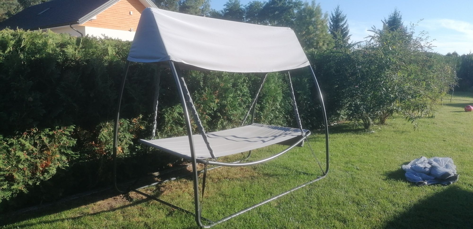 Hamak z moskitierą