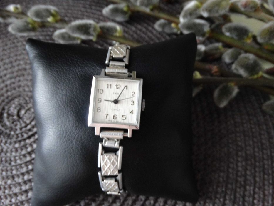zegarek zaria damski mechaniczny nakręcany z bransoletką prl