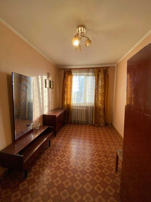 Продается трёхкомнатная квартира по улице Свято-Николаевская