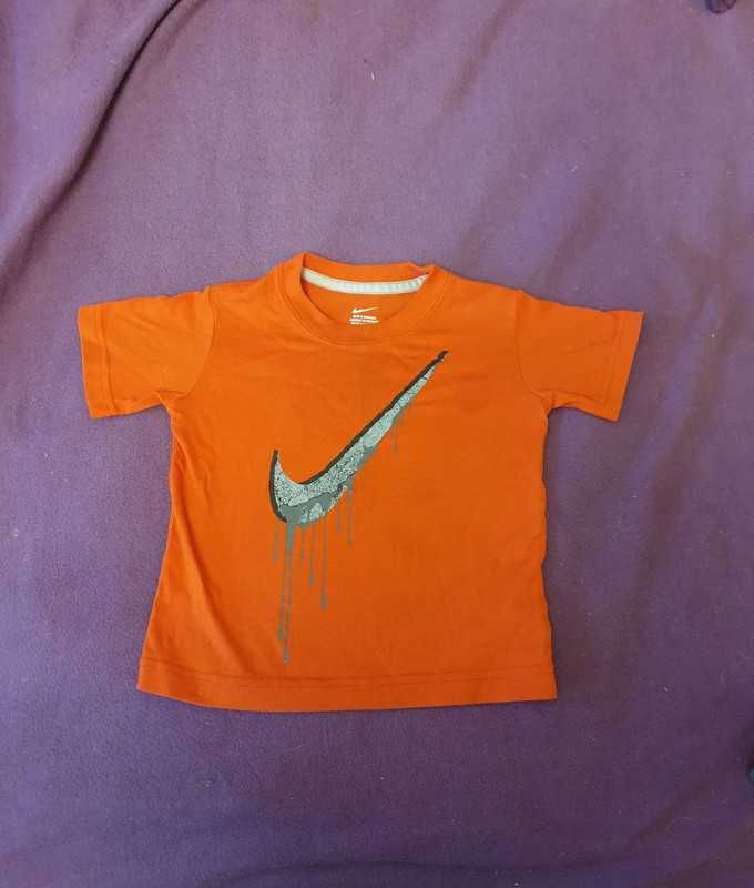 T-shirt. koszulka Nike dla chłopca rozmiar 92