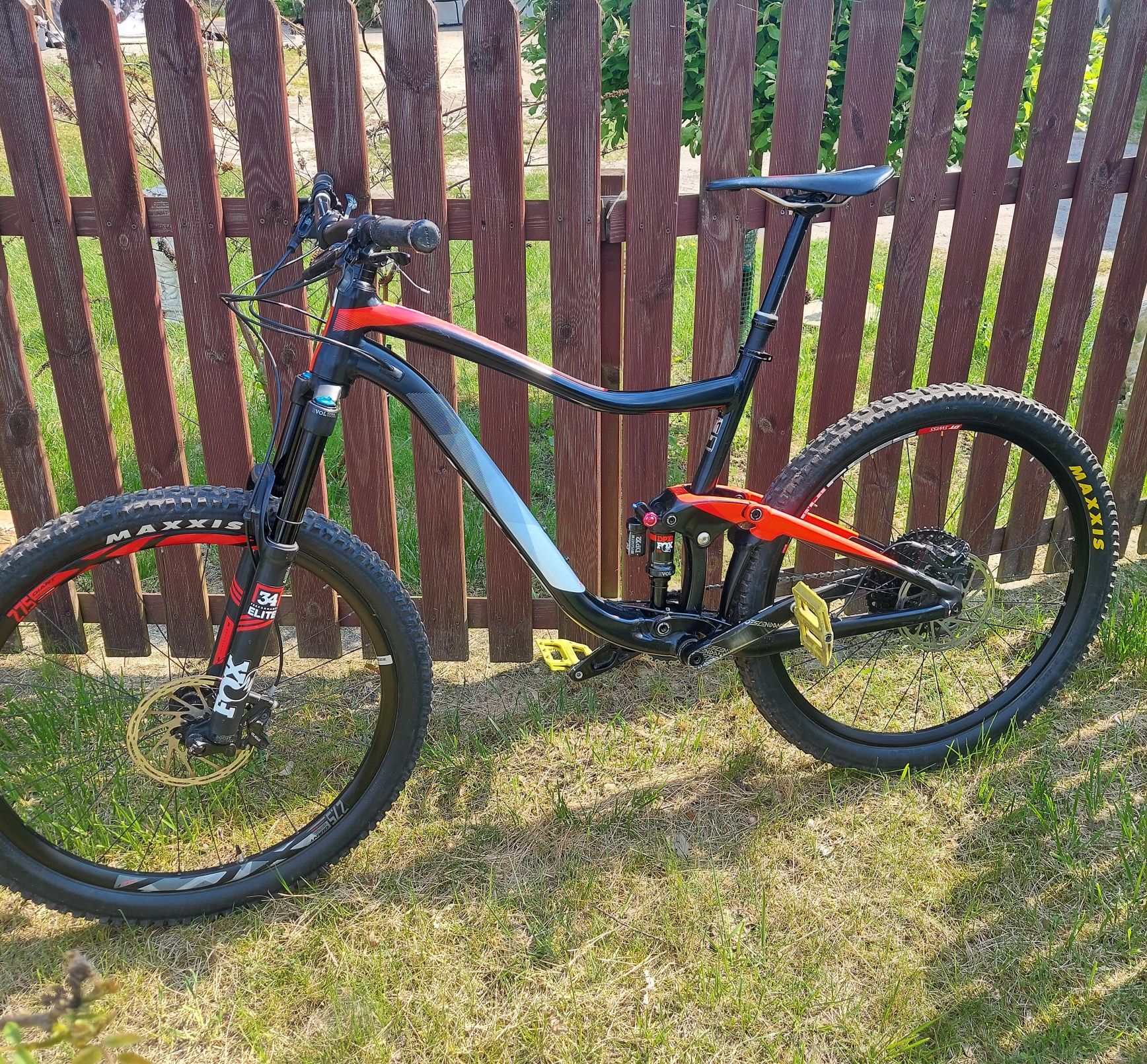 Rower Giant Trance 1 2018 GE [ Trail, Enduro, XC ] (FOX, GX Eagle)