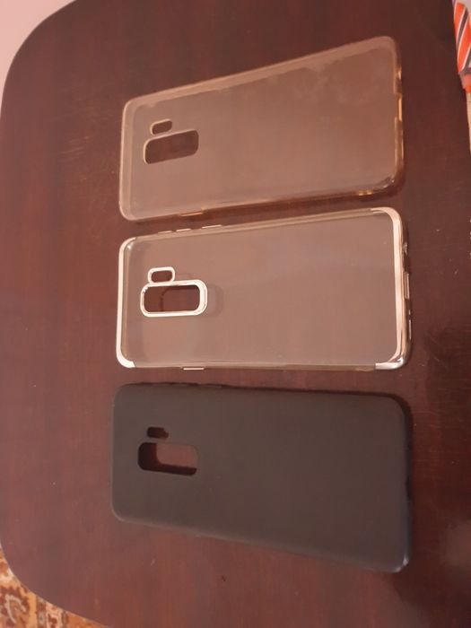Продам чехли на смартфон Samsung Galaxy S9+
