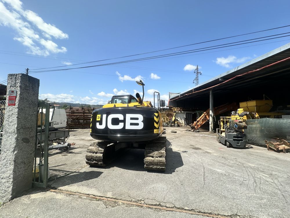 Giratoria KCB JS145
