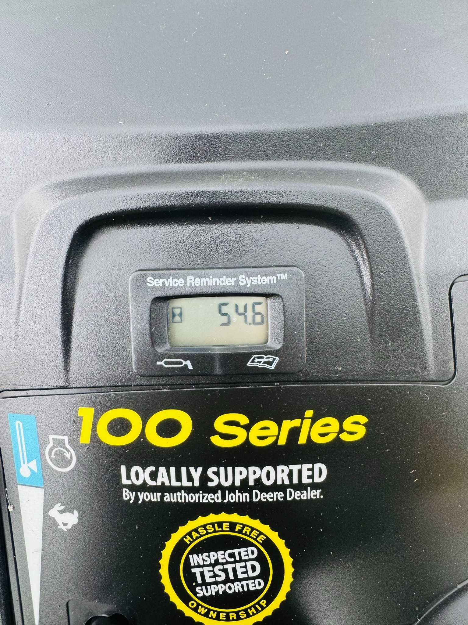 Traktorek kosiarka John Deere E100 Briggs&Stratton USA! 54 moto godz.
