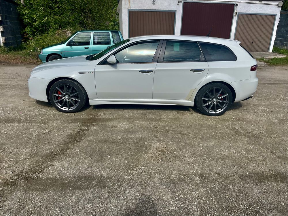 Alfa Romeo 159 wersja TI