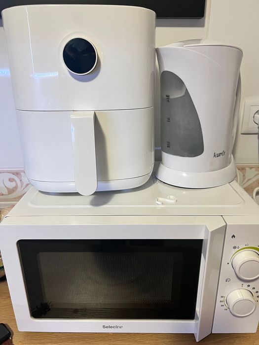 Airfryer, microondas e esquentador de água
