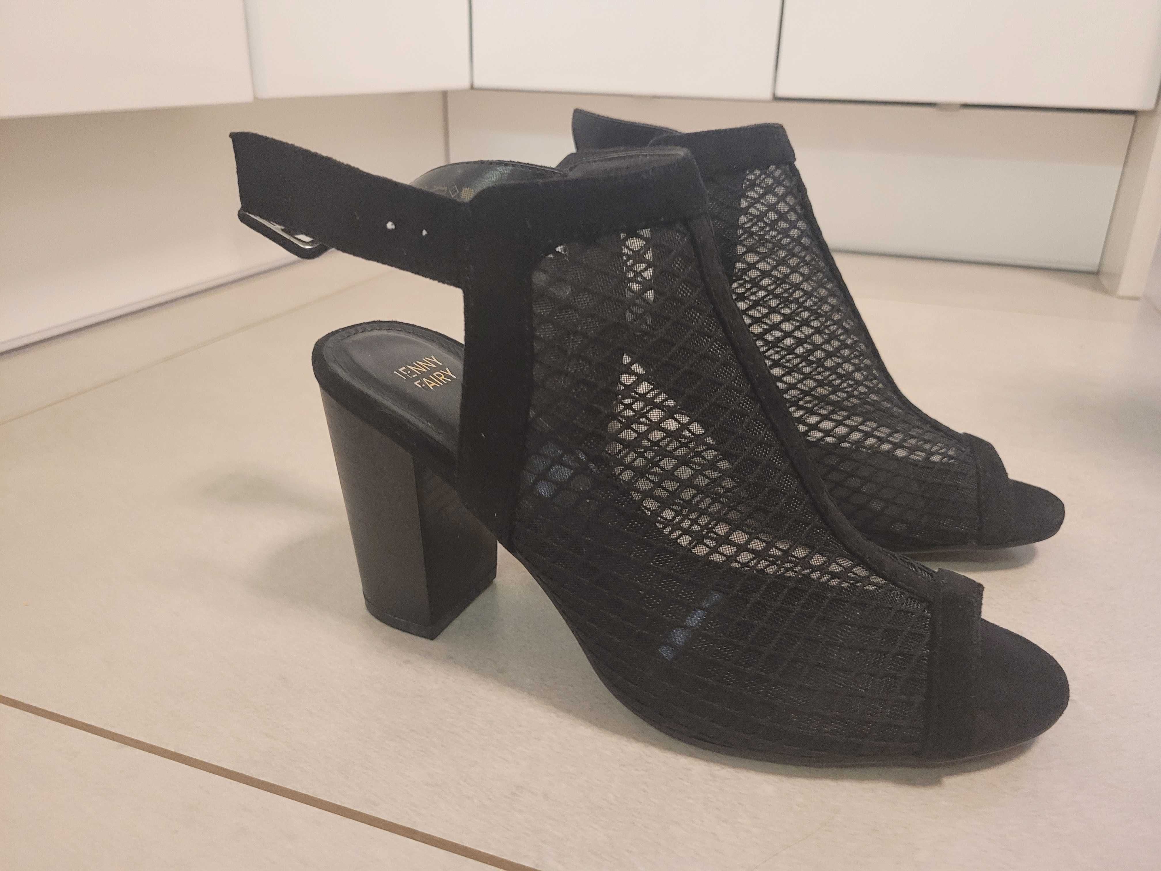 Buty Jenny Fairy, rozmiar 38, czarne, elaganckie, na grubym słupku