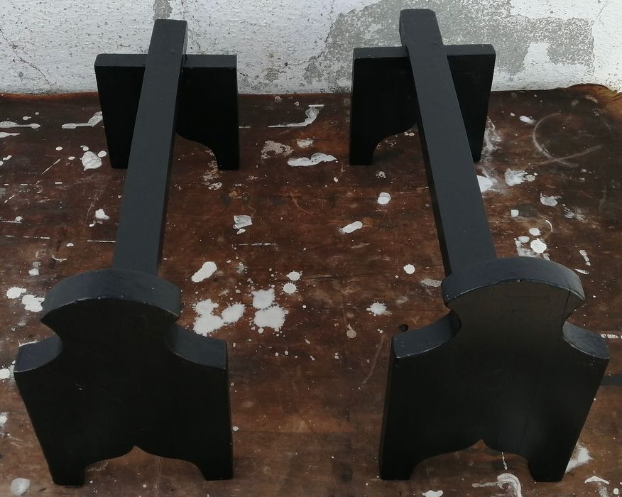 antigos pés de bau