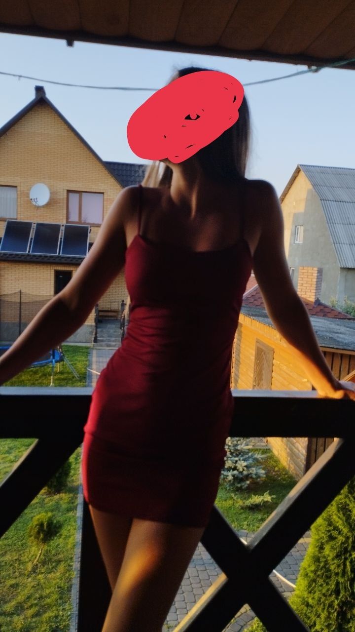 Платье бордовое S