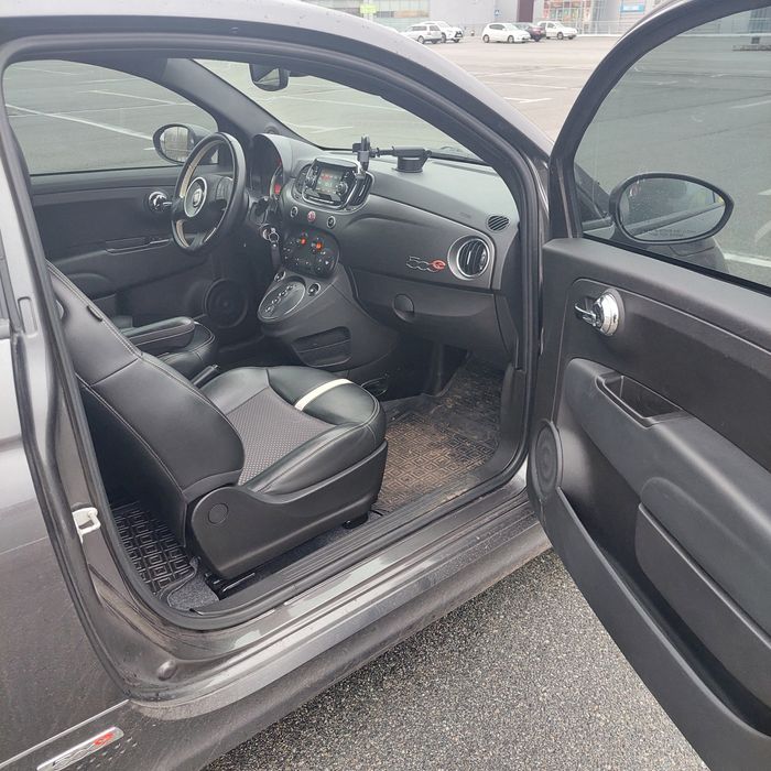 Продам електромобіль FIAT500e