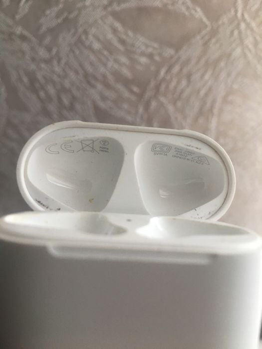 Продам Навушники Apple AirPods