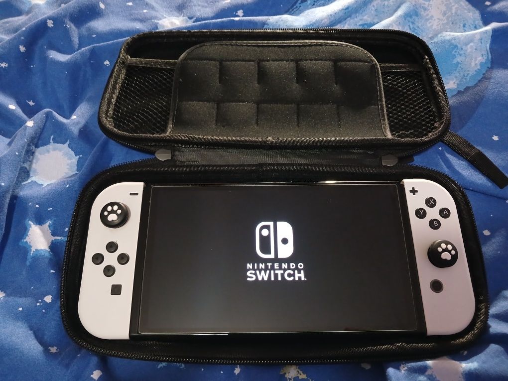 Продам Nintendo switch oled