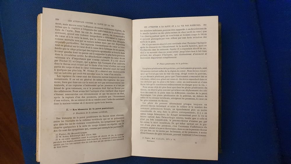 RARO Livro em francês de 1881, NOUVEAUX Éléments de Médecine Légale