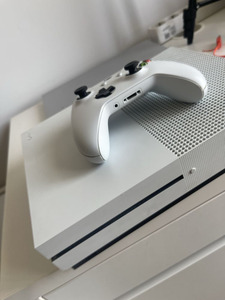 Xbox one S de 1tb