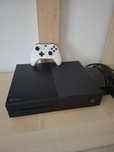 Xbox one + 1 pad