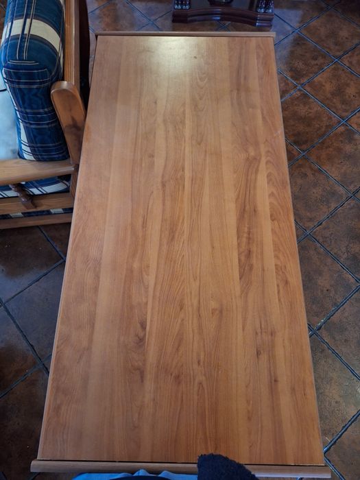 Secretária para escritório