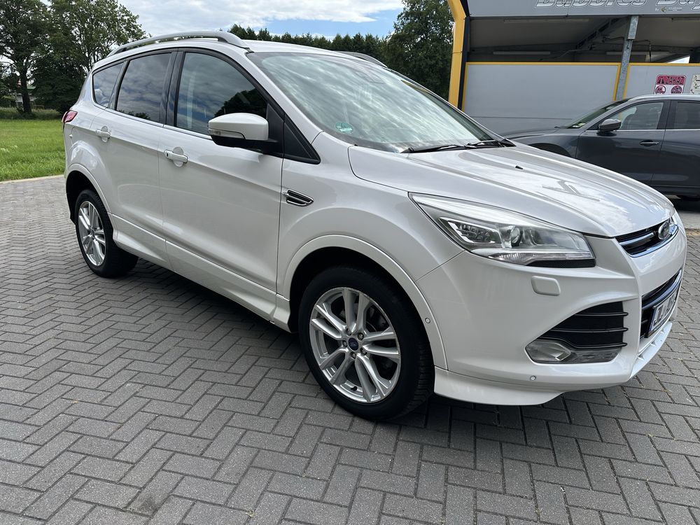 Ford Kuga 2.0 TDCi 4x4 Individual Kamera Xenon Led PDC KeyLess Webasto