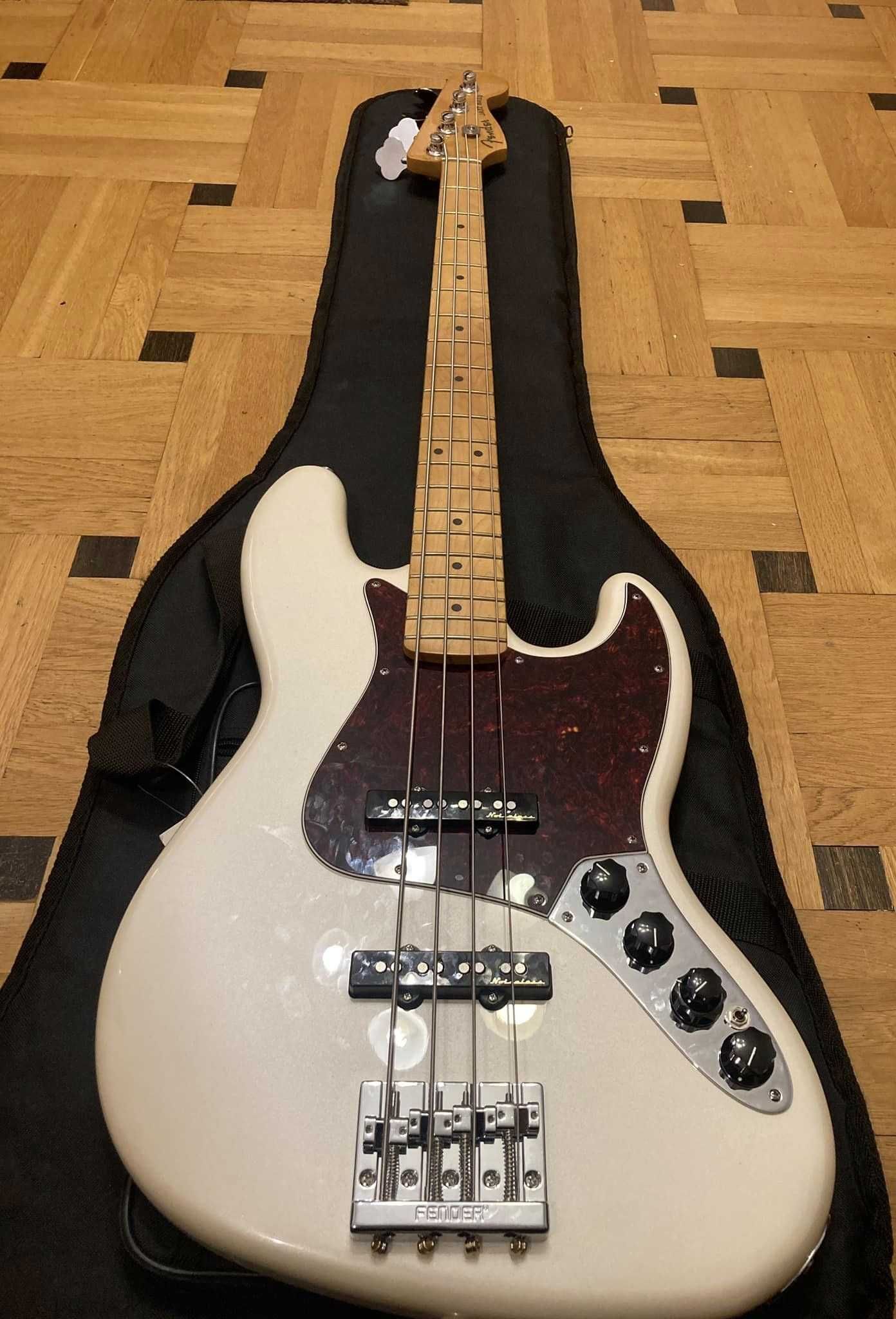 Fender Jazz Bass Player Plus MN Olympic Pearl