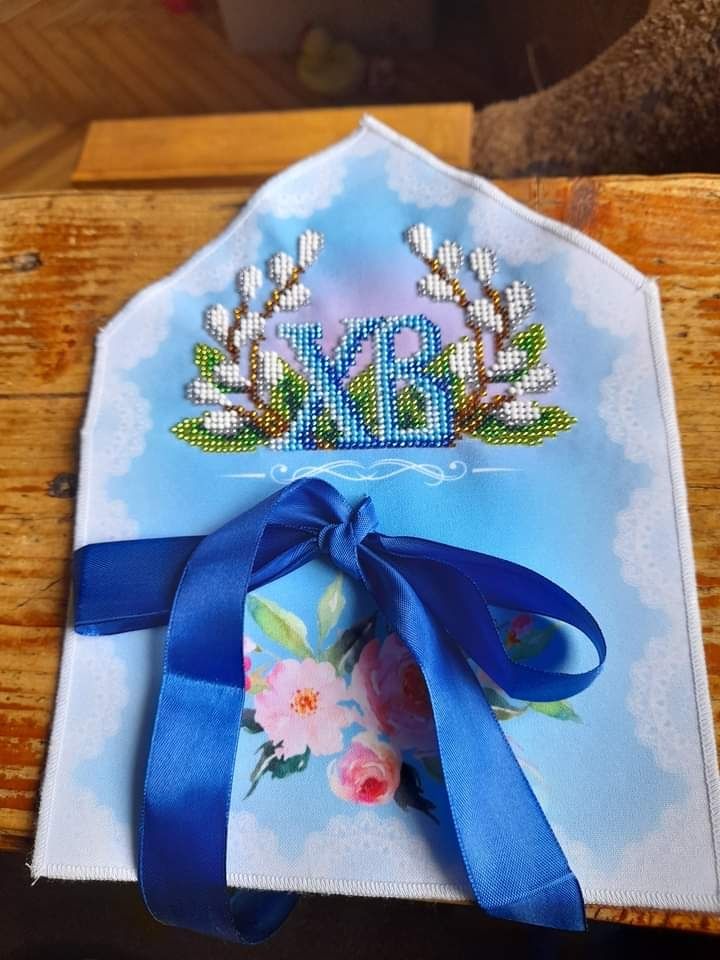 Вишиванки бісером