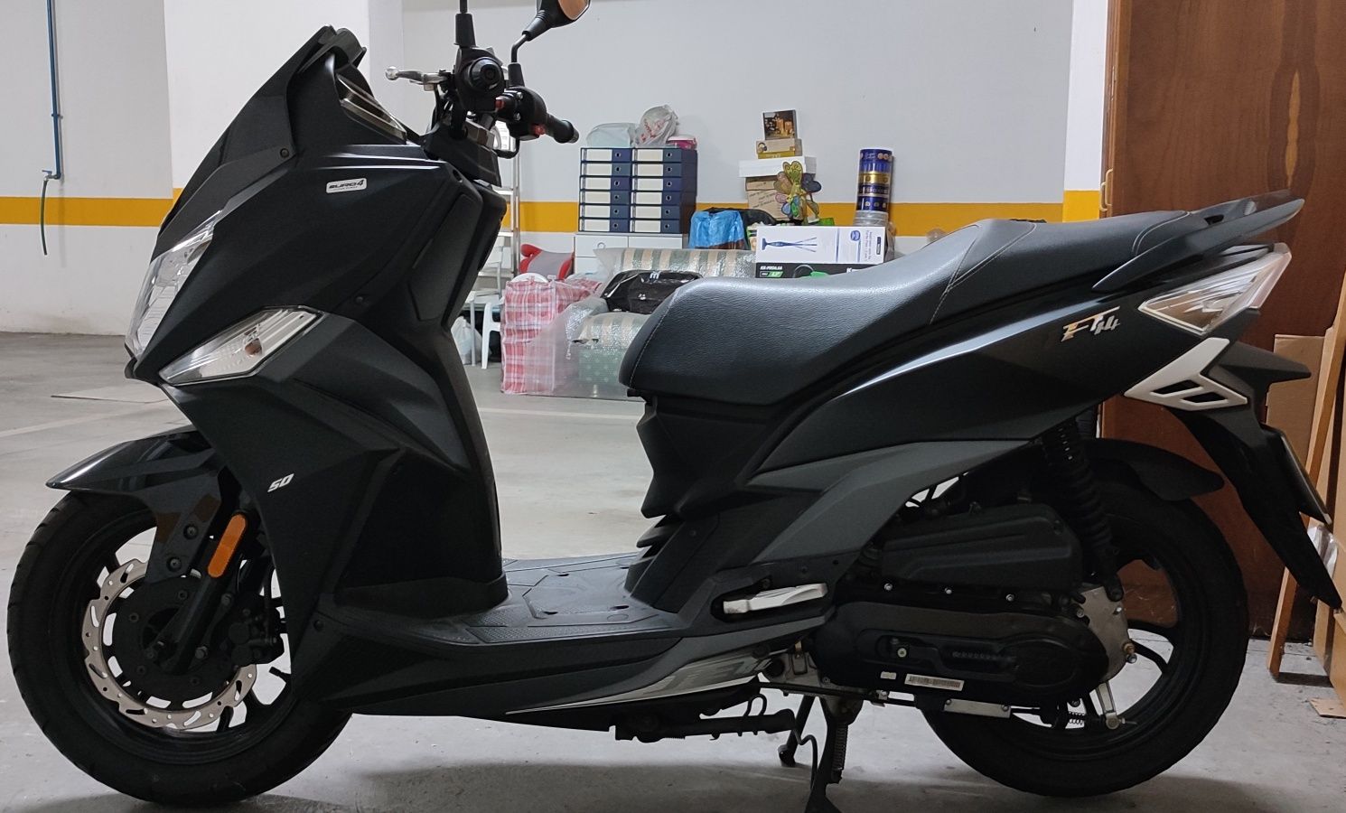 Vendo SYM JET14 50cc perto dos 16.000km