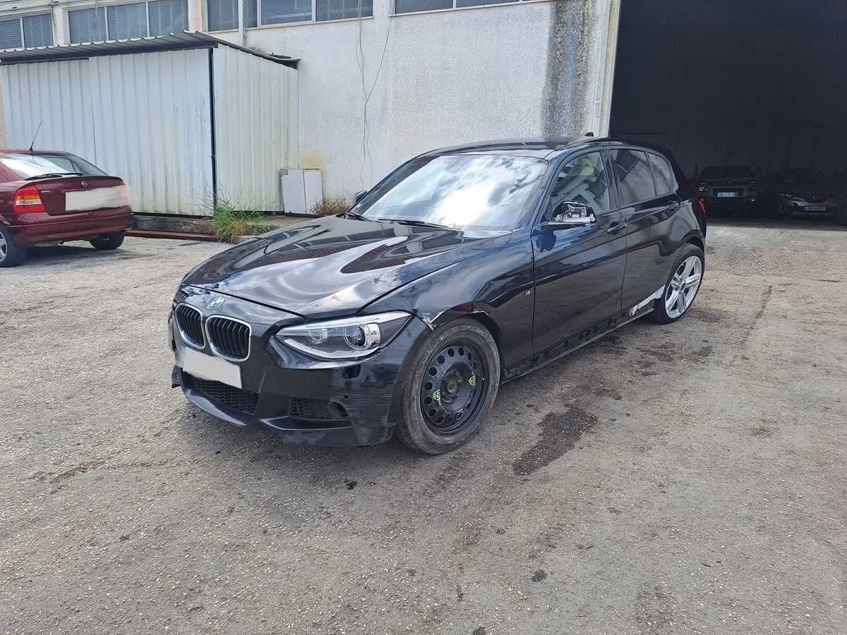 BMW 116 i  pack M 2014  pequenos danos